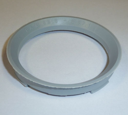 Vymezovací kroužek 67,1 / 58,6 plast, přesah kužele 3mm